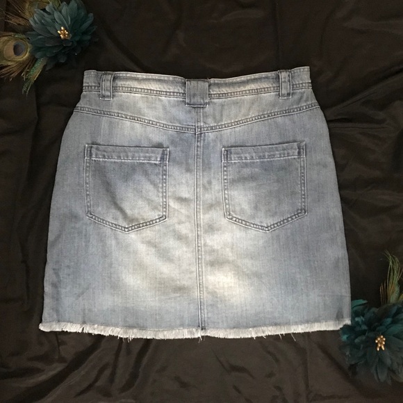 Chelsea & Violet Denim Skirt (with GREAT pockets) - Picture 3 of 7